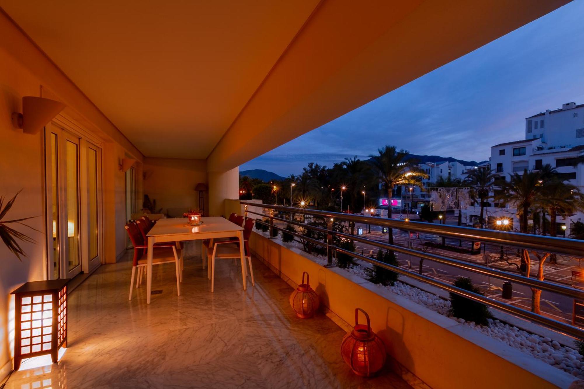 Banus - Playas Del Duque Luxury Apartment Marbella
